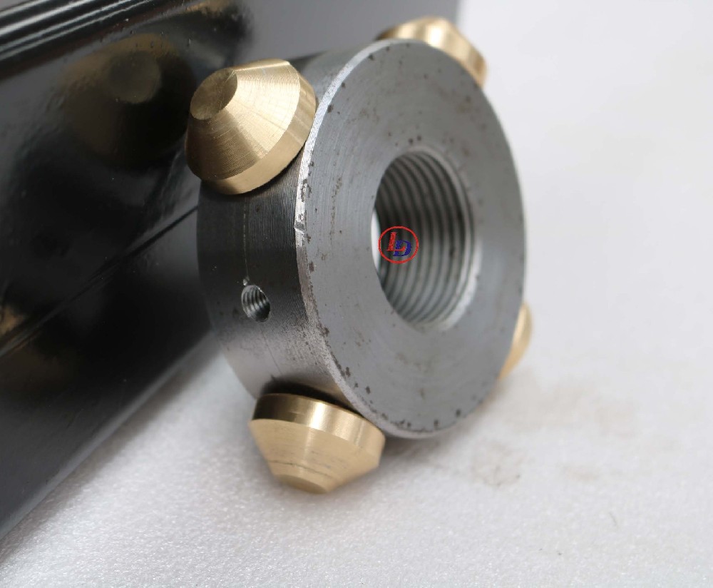 丝杆升降机单台使用时为什么必须加防旋转装置？